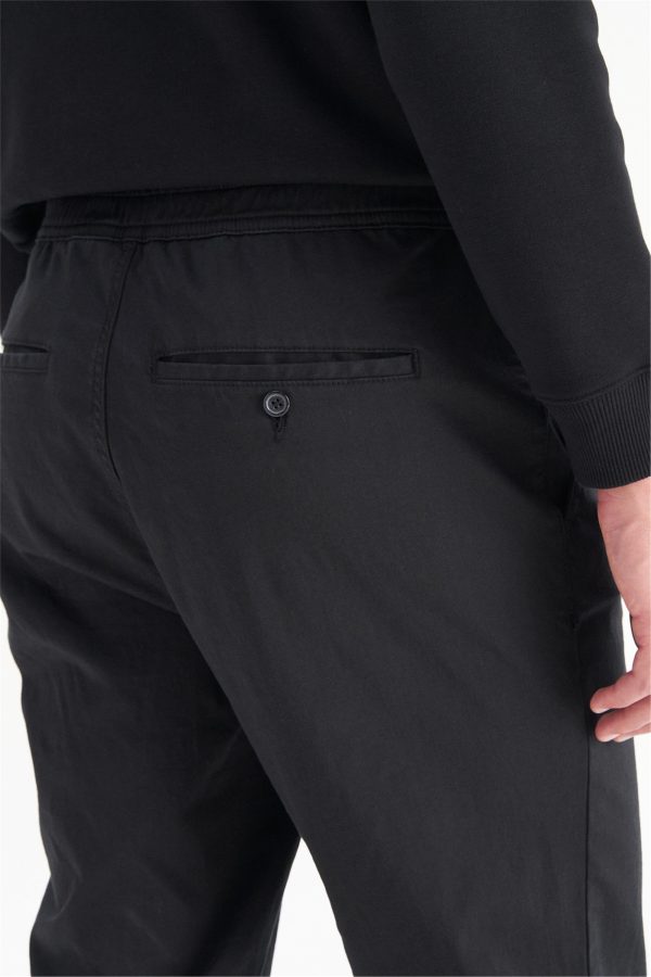 Wrangler Erkek Regular Fit Düz Paça Jogger Pantolon